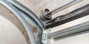 garage door strut installation - Superior Garage Door Repair